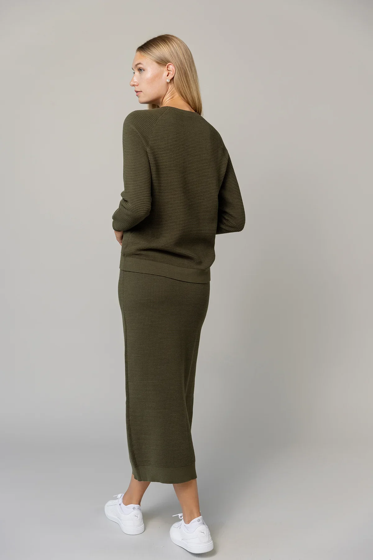 Apparalel Alinea Midi Skirt Basil - Image 8