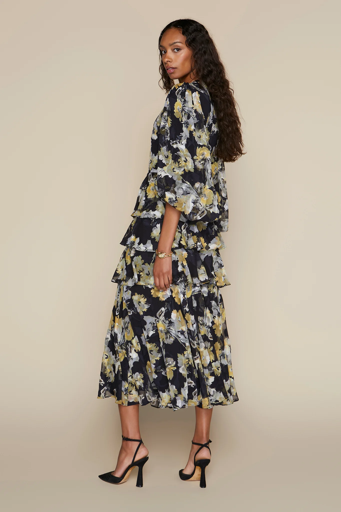 Apparalel Capri Dress Noir Bloom - Image 4