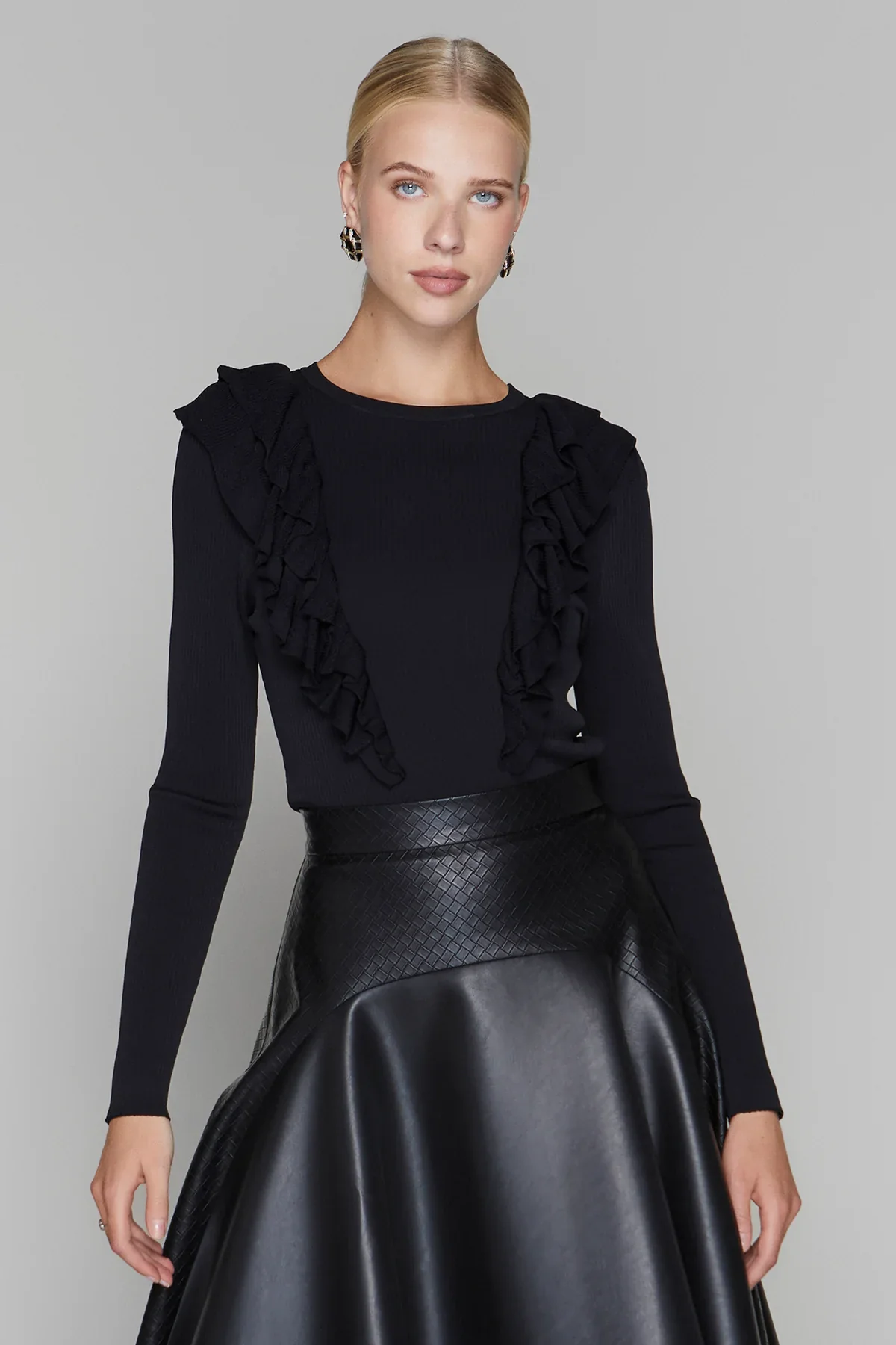 Apparalel Colette Sweater Black
