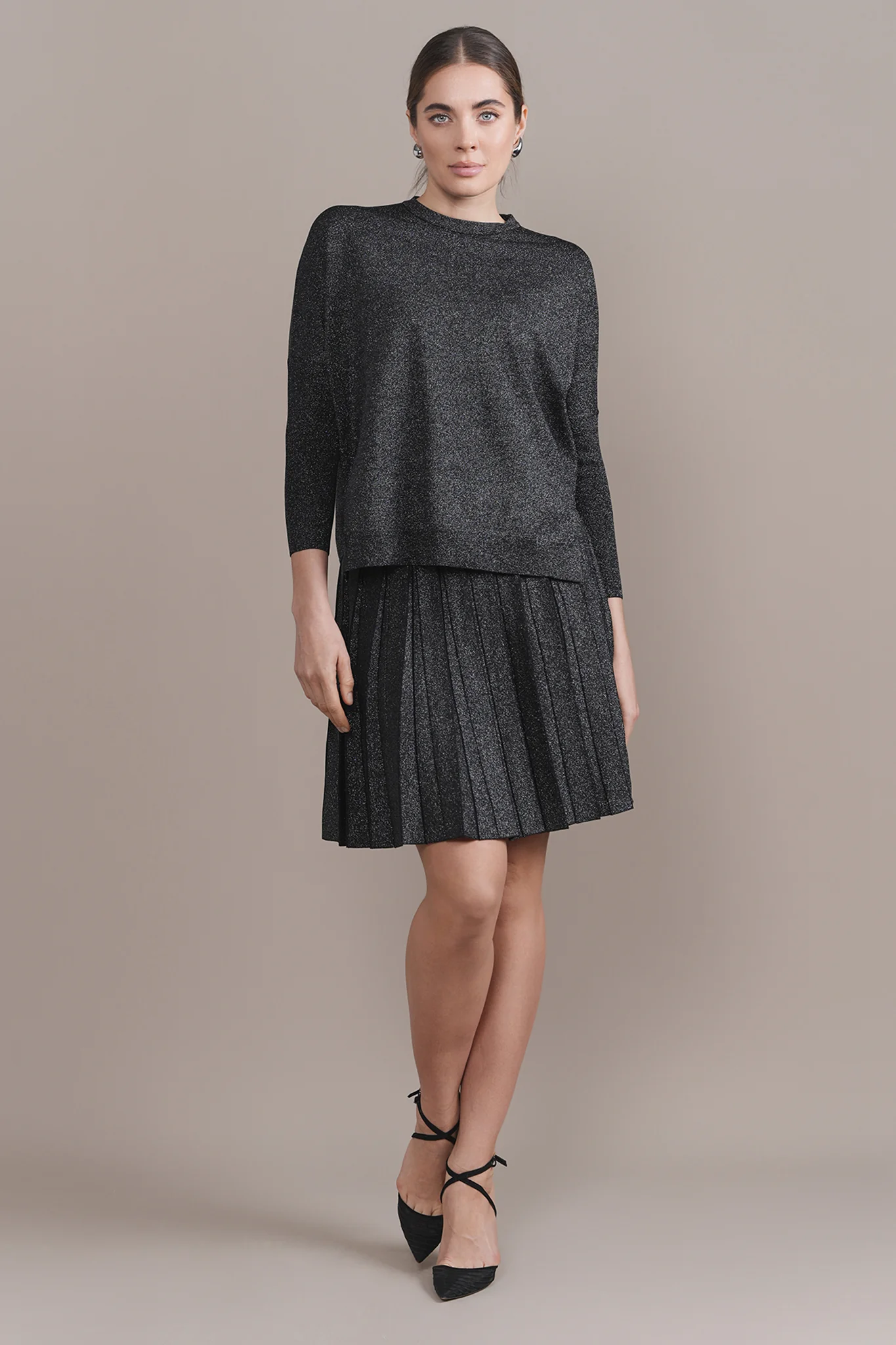 Apparalel Infinity Skirt Metallic Black - Image 3