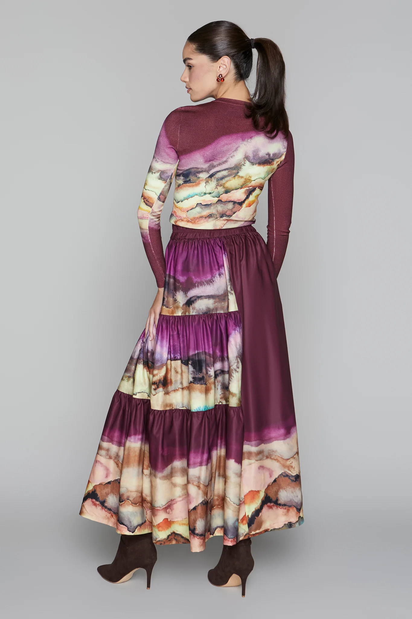 Apparalel Wells Skirt Merlot Ombre - Image 4