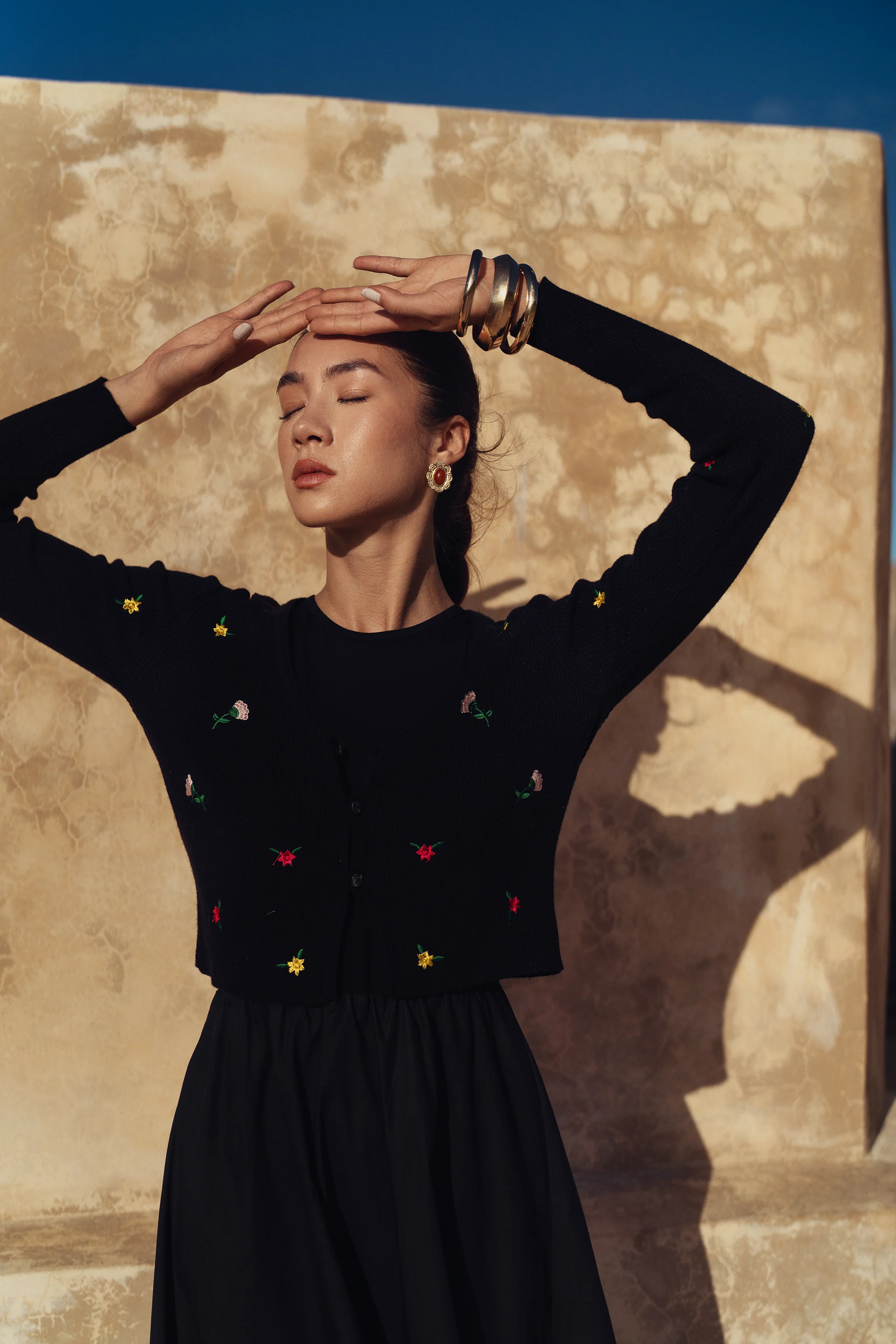 Bliss Knit Embroidered Cardi Black - Image 3
