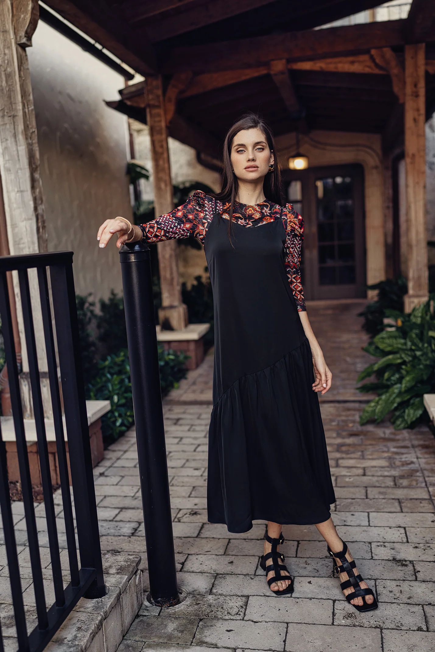 Bliss Mesh Ruched Tee Black Aztec - Image 6