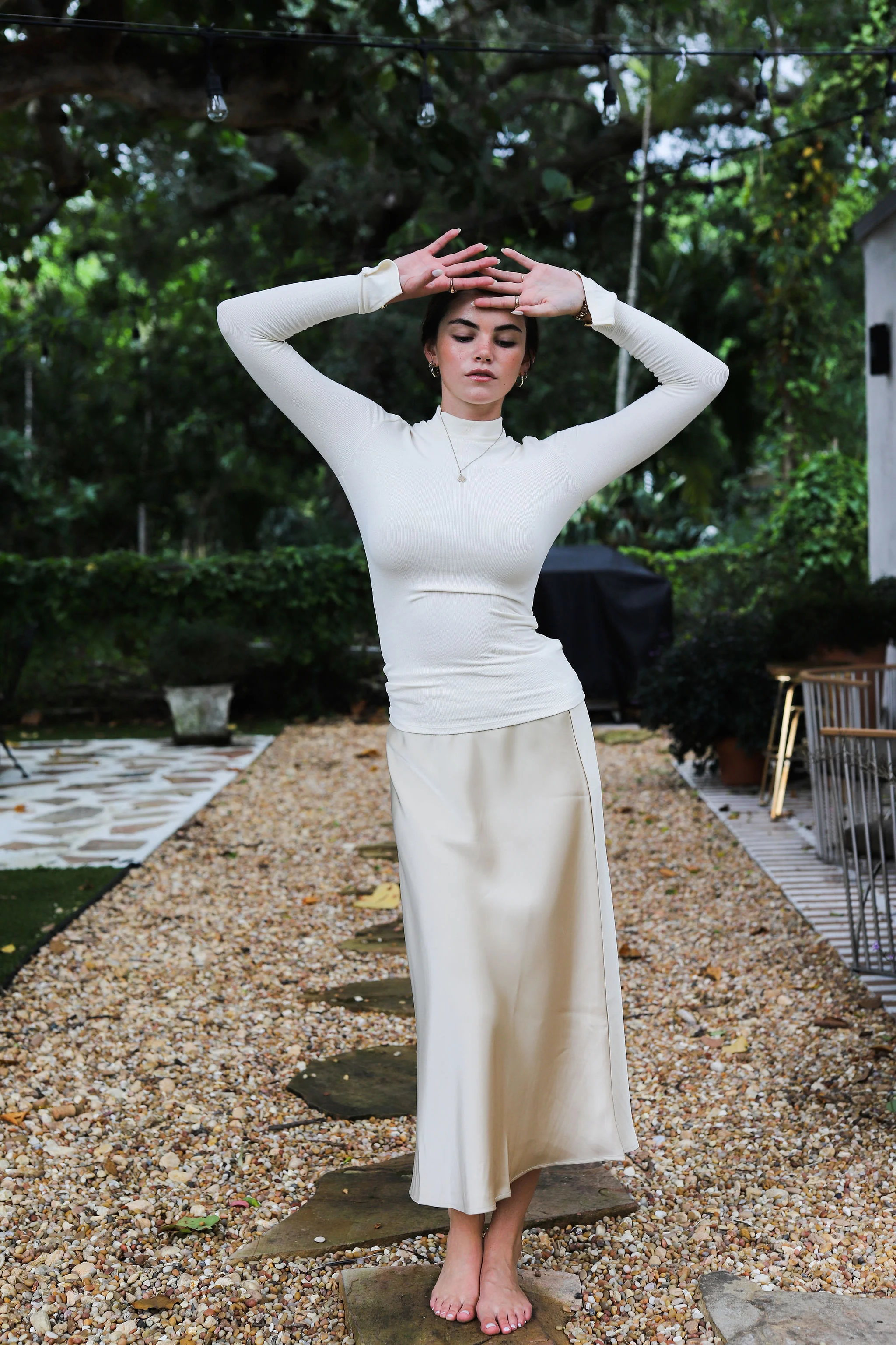 ByTess Mock Neck with Slits Cream - Image 3