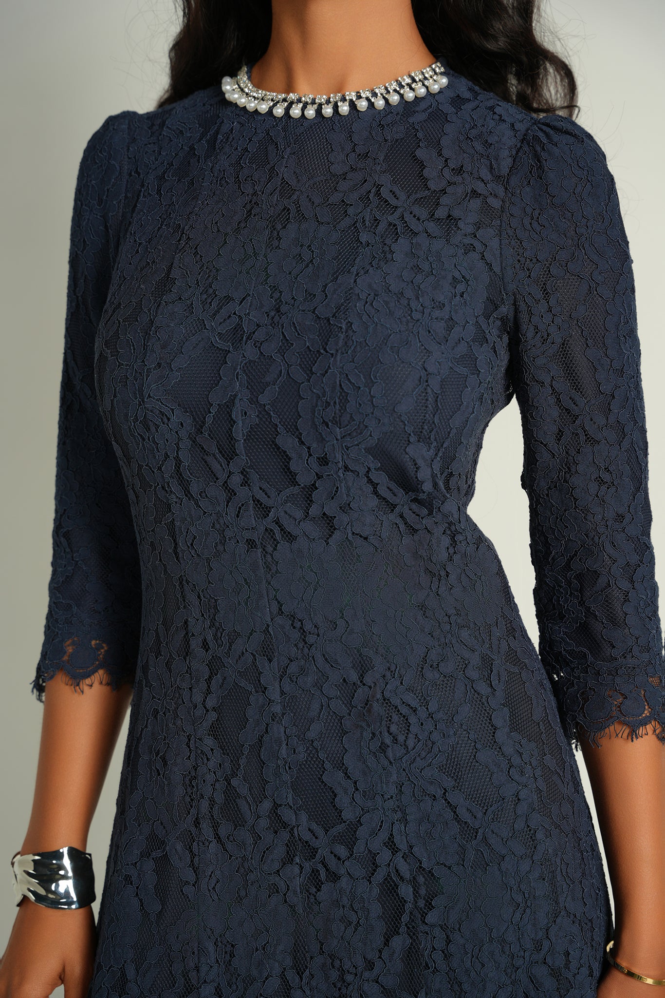 Ellie Makir Embellished Lace Midi Dress - Image 4