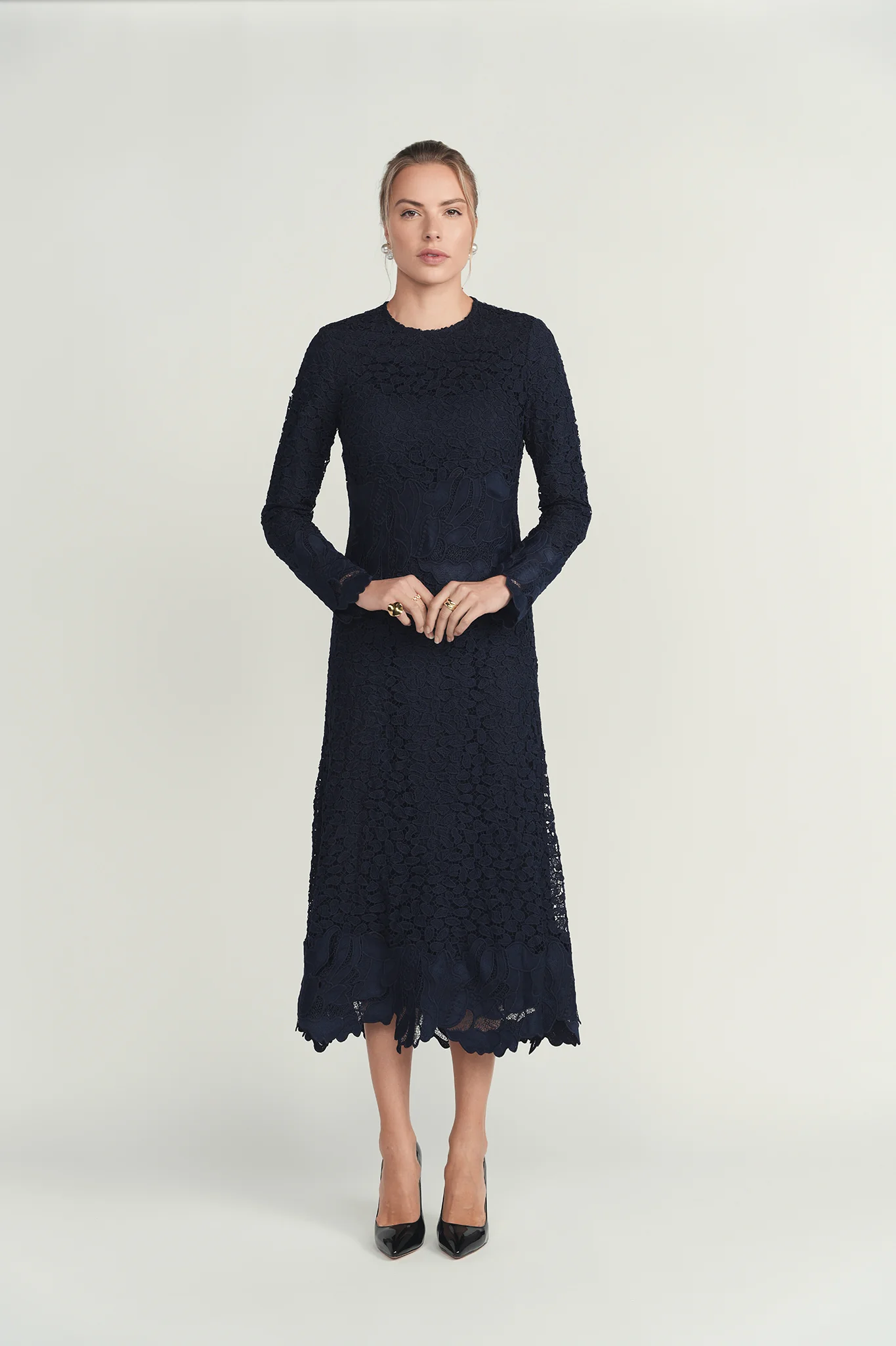 Ellie Makir Lace Flare Midi Dress Navy - Image 4