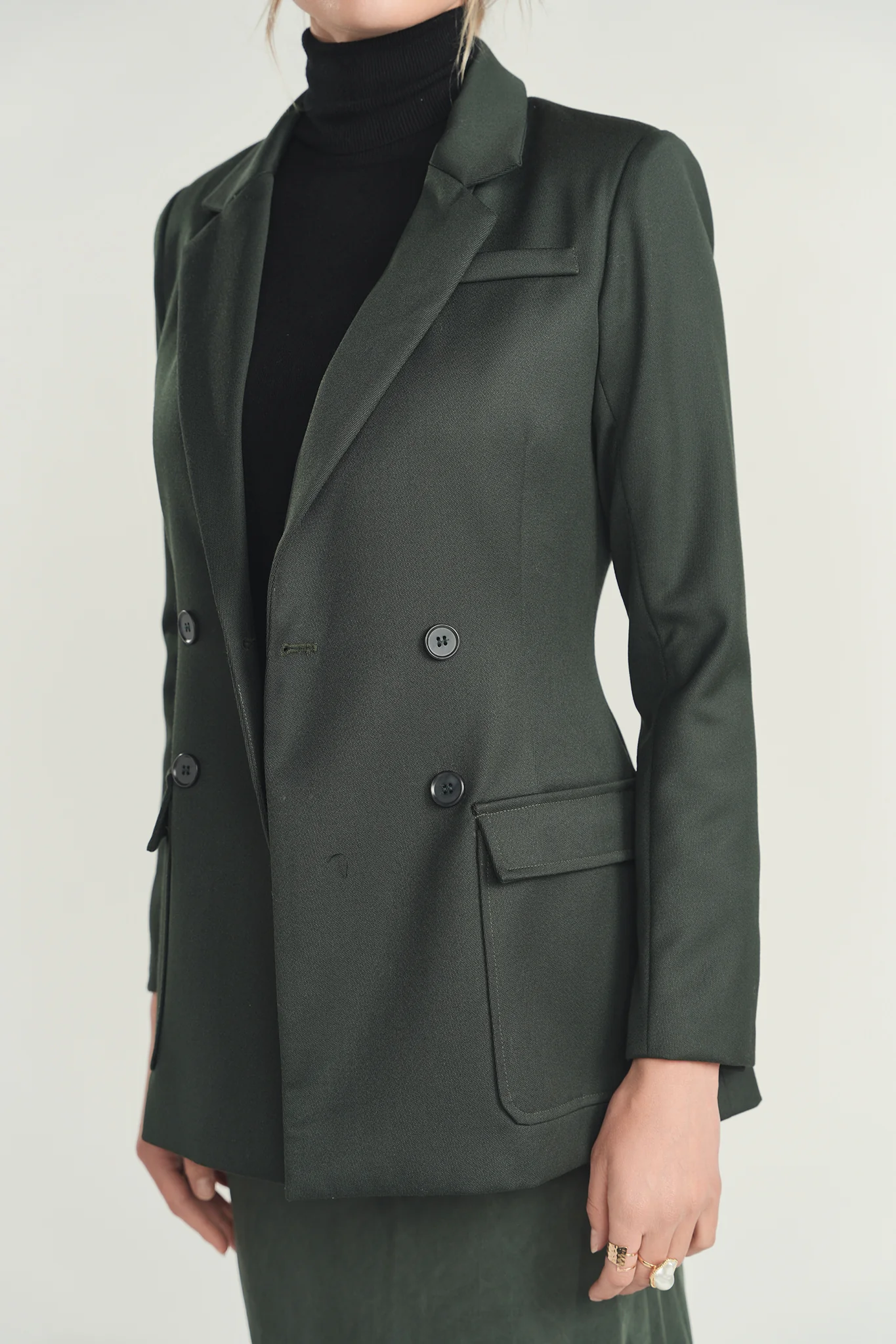 Ellie Makir Tailored Wool Blazer - Image 3
