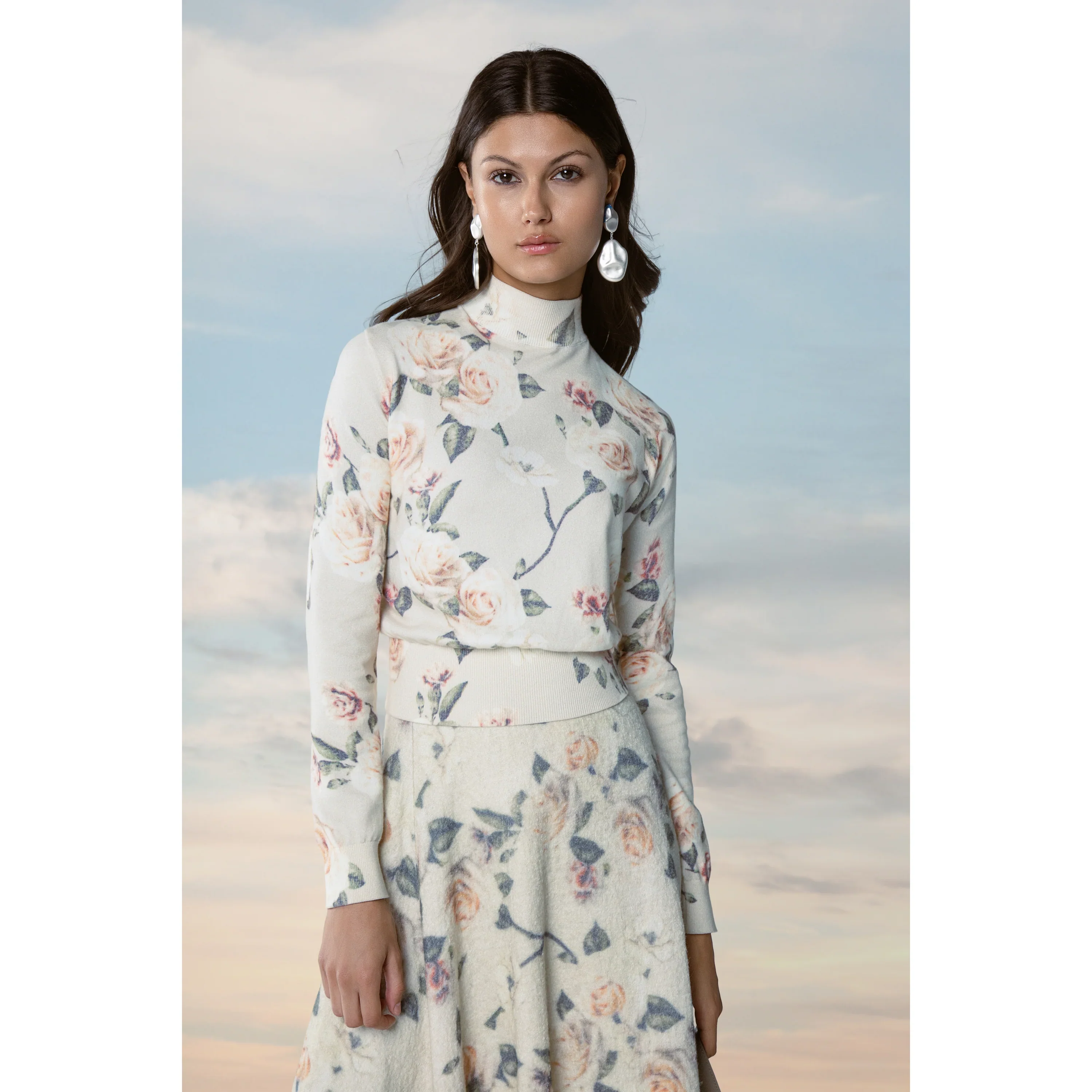 Mun Luna Sweater - Image 3