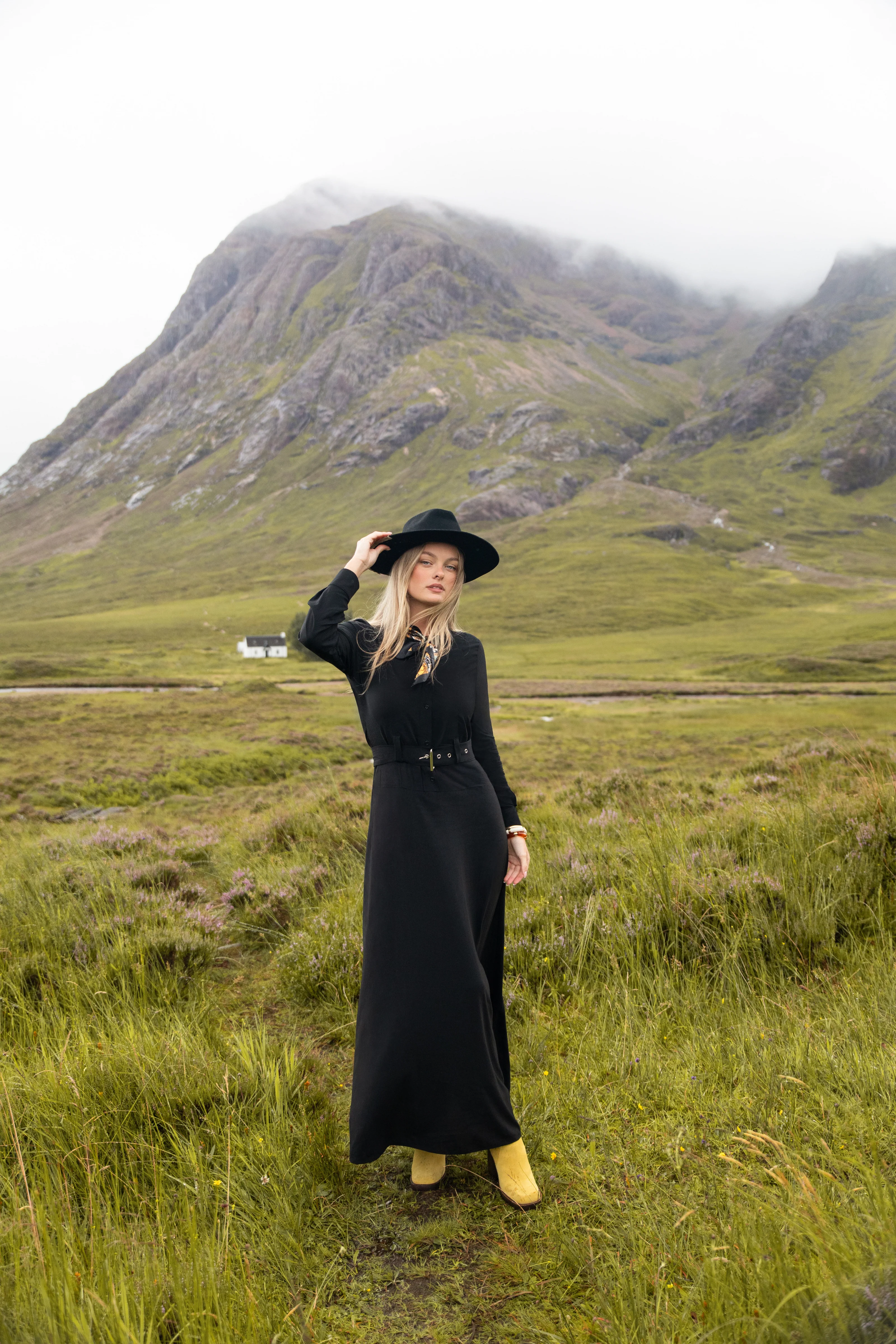 Pashmina Belted Maxi Black - Image 2