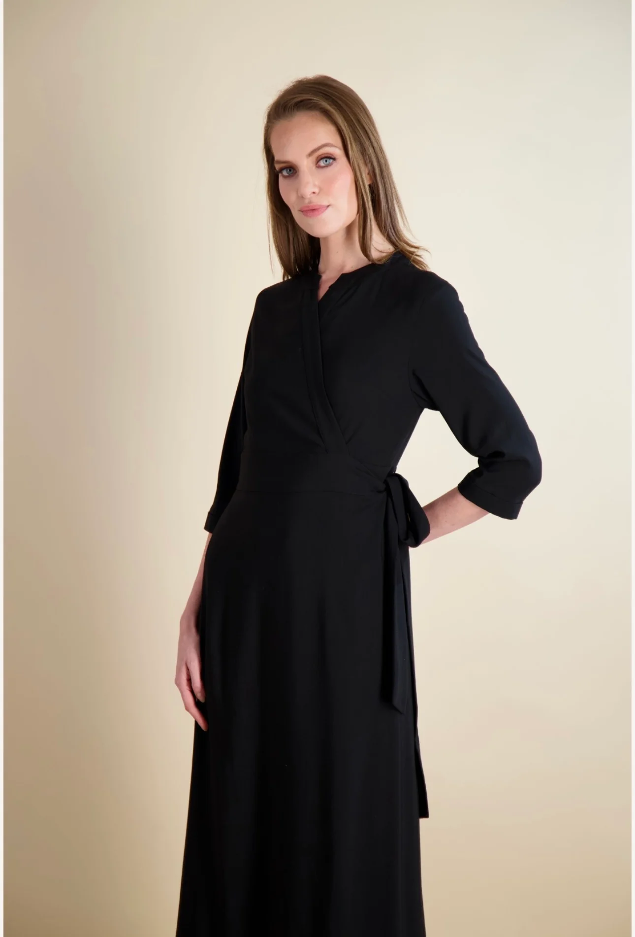 Pashmina Wrap Maxi Black - Image 4
