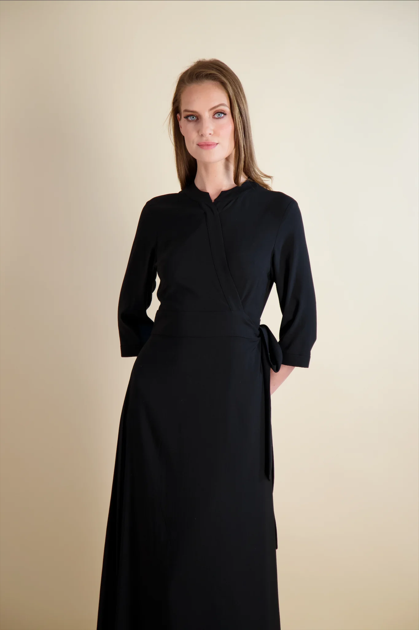 Pashmina Wrap Maxi Black - Image 5
