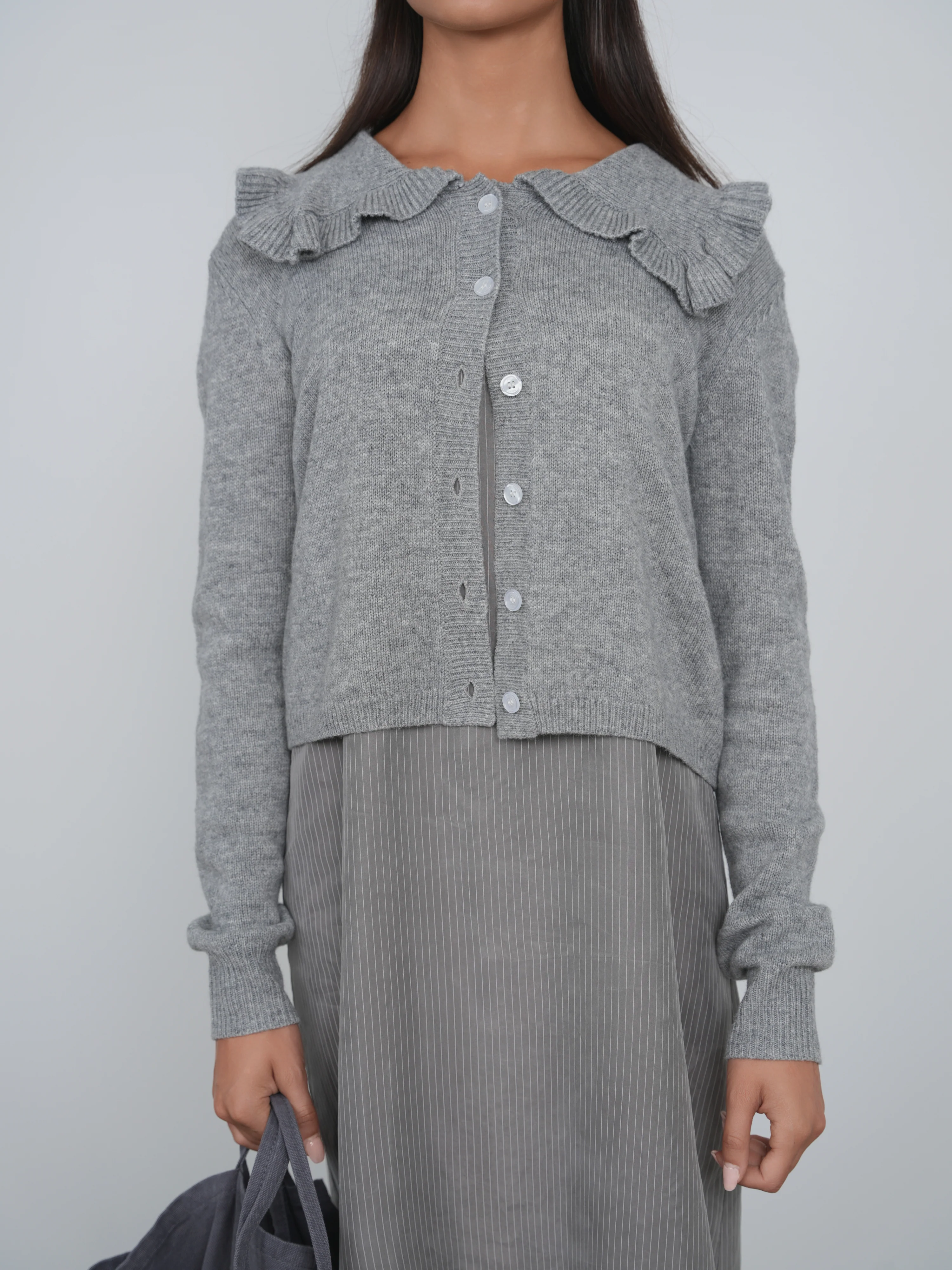 Point Fine Knit Ruffle Cardi - Image 3
