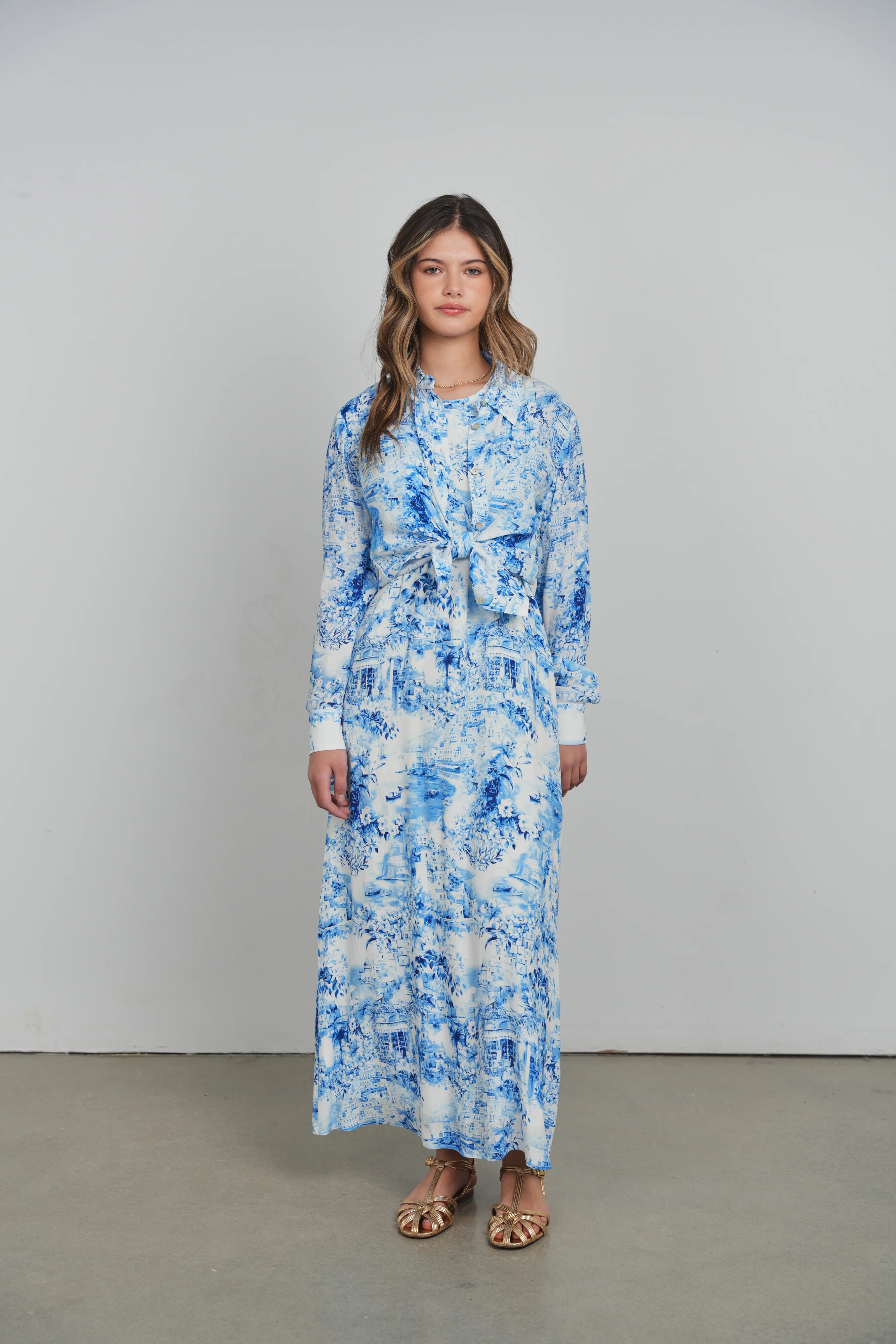 Point Georgette Button Up Blouse - Image 3