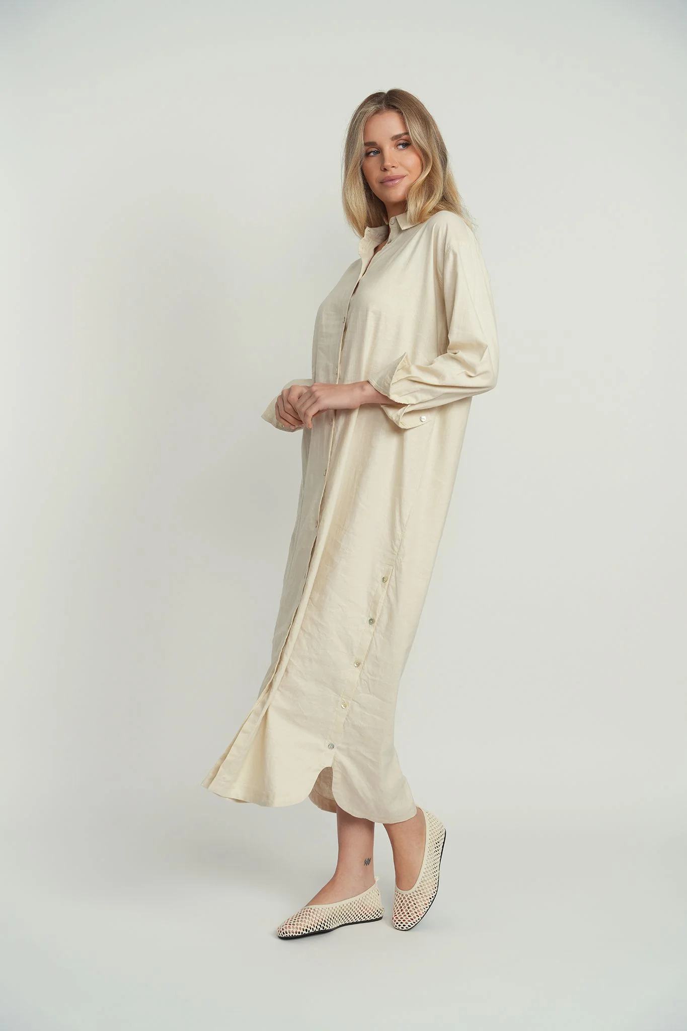 Point Linen Shirt Dress - Image 2