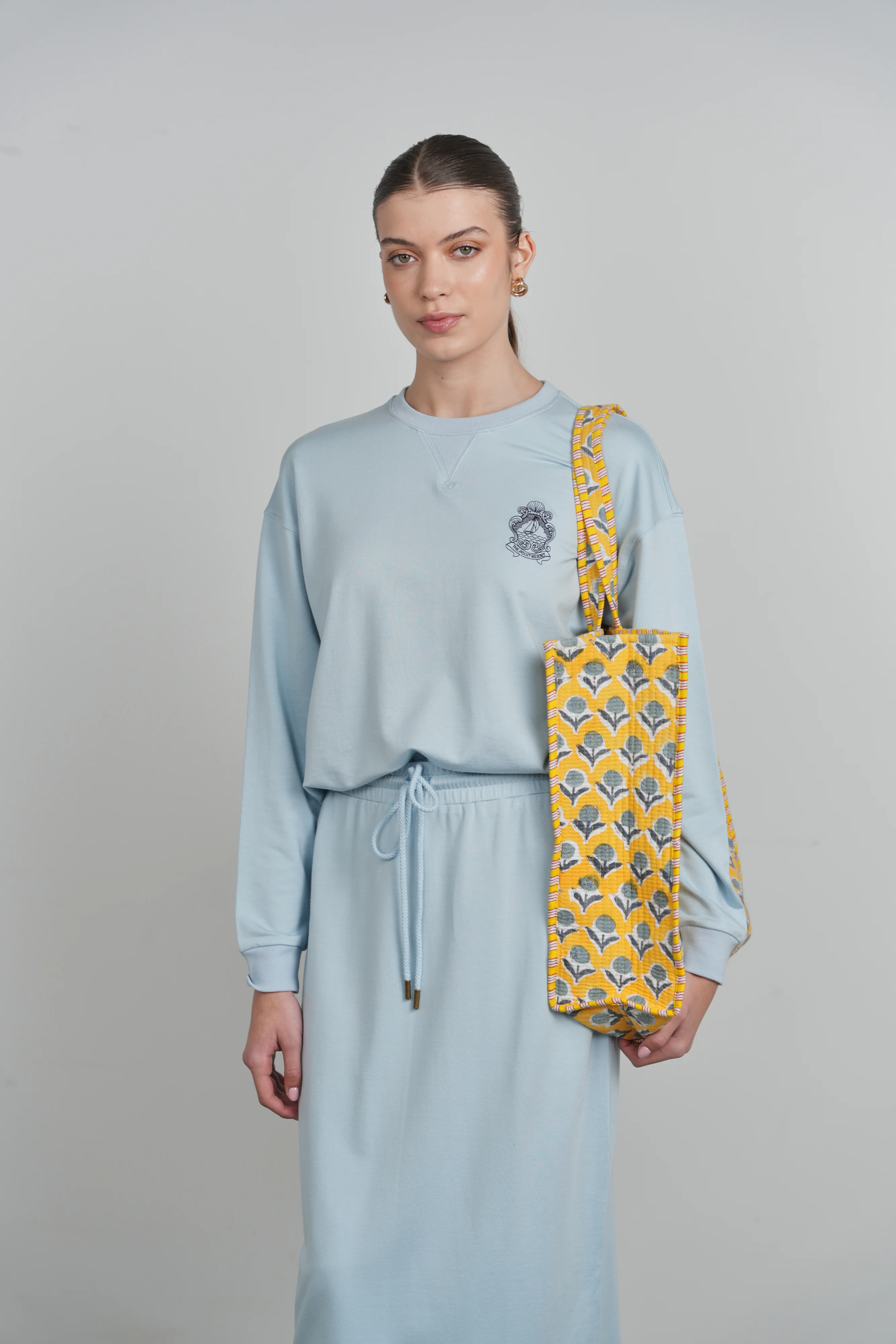 Point Resort Sweatshirt - Image 4