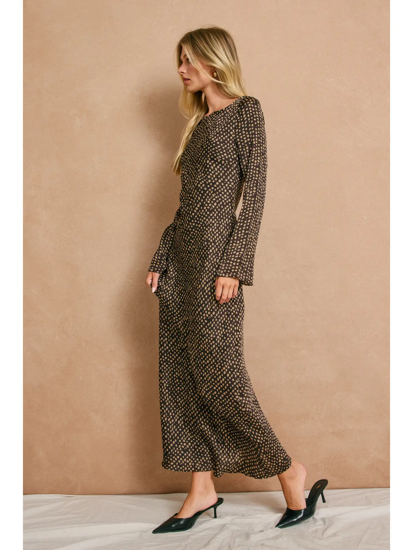Smoke and Sand Boat Neck Maxi Dress - Image 5