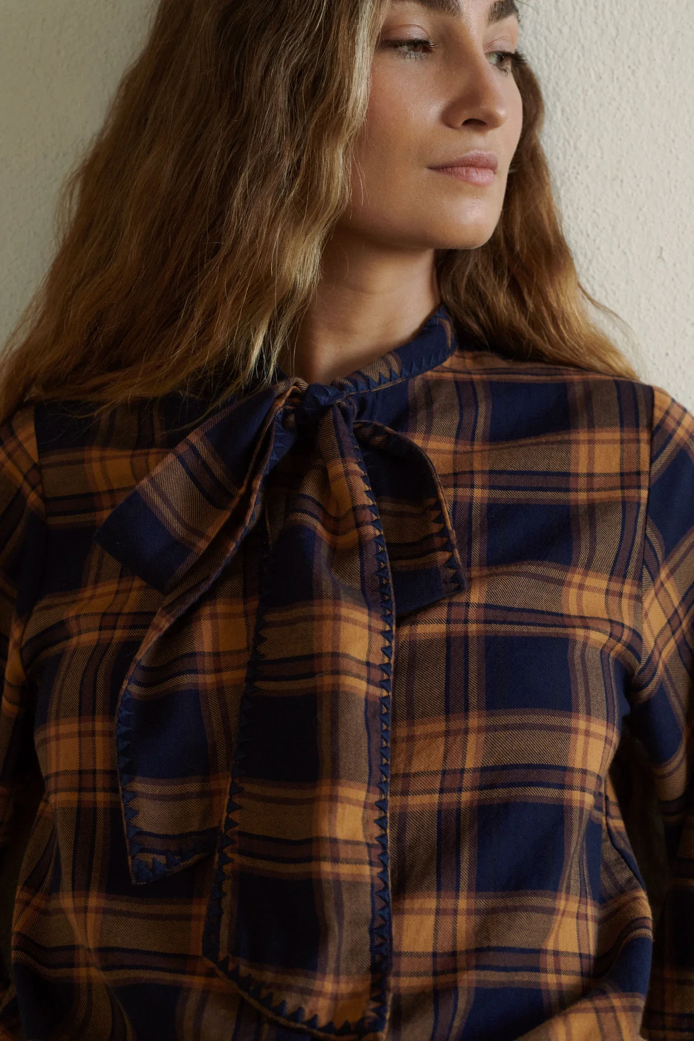 Sonmer Lily Blouse Navy - Image 3