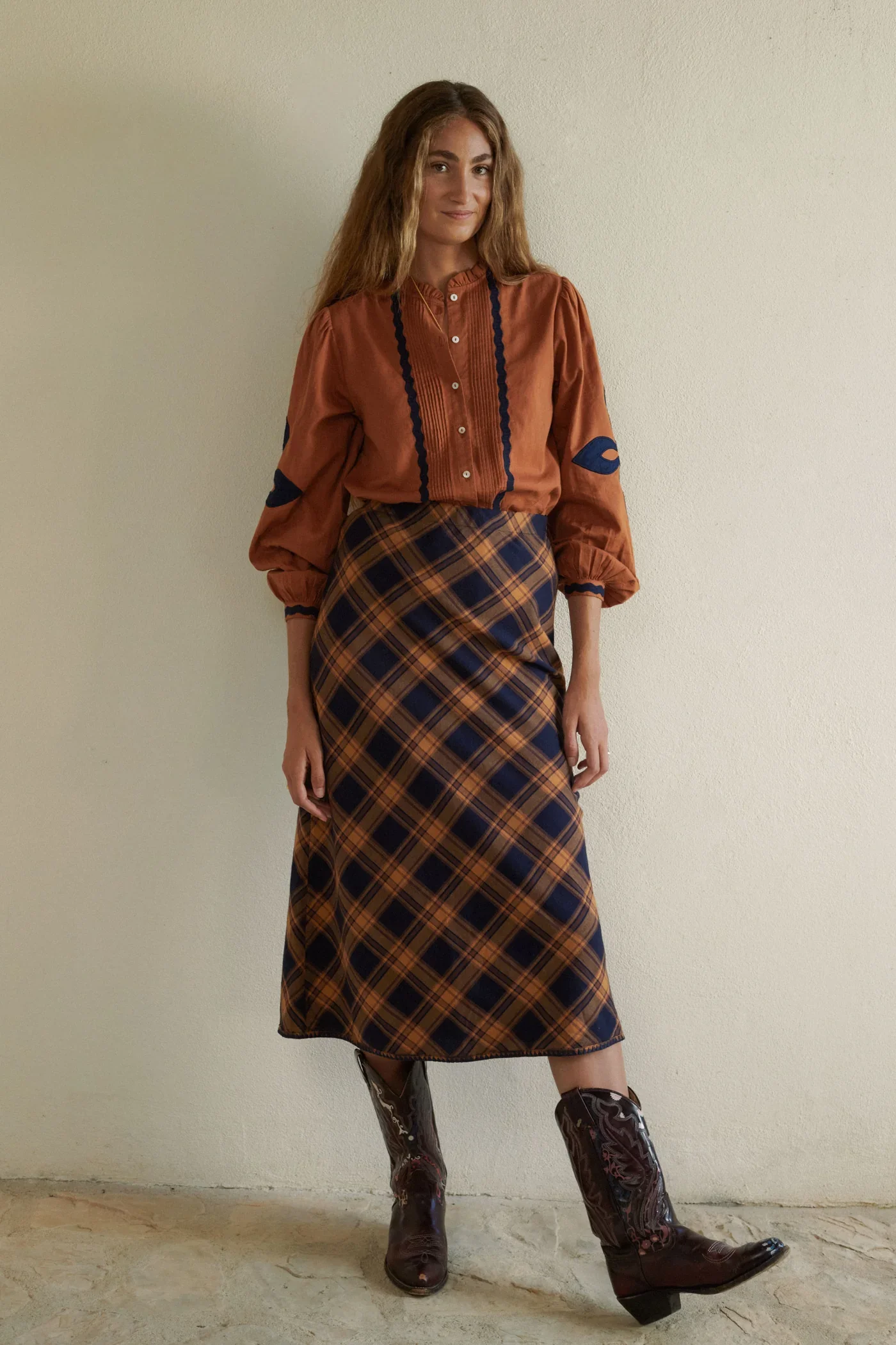 Sonmer Plaid Skirt Navy - Image 2