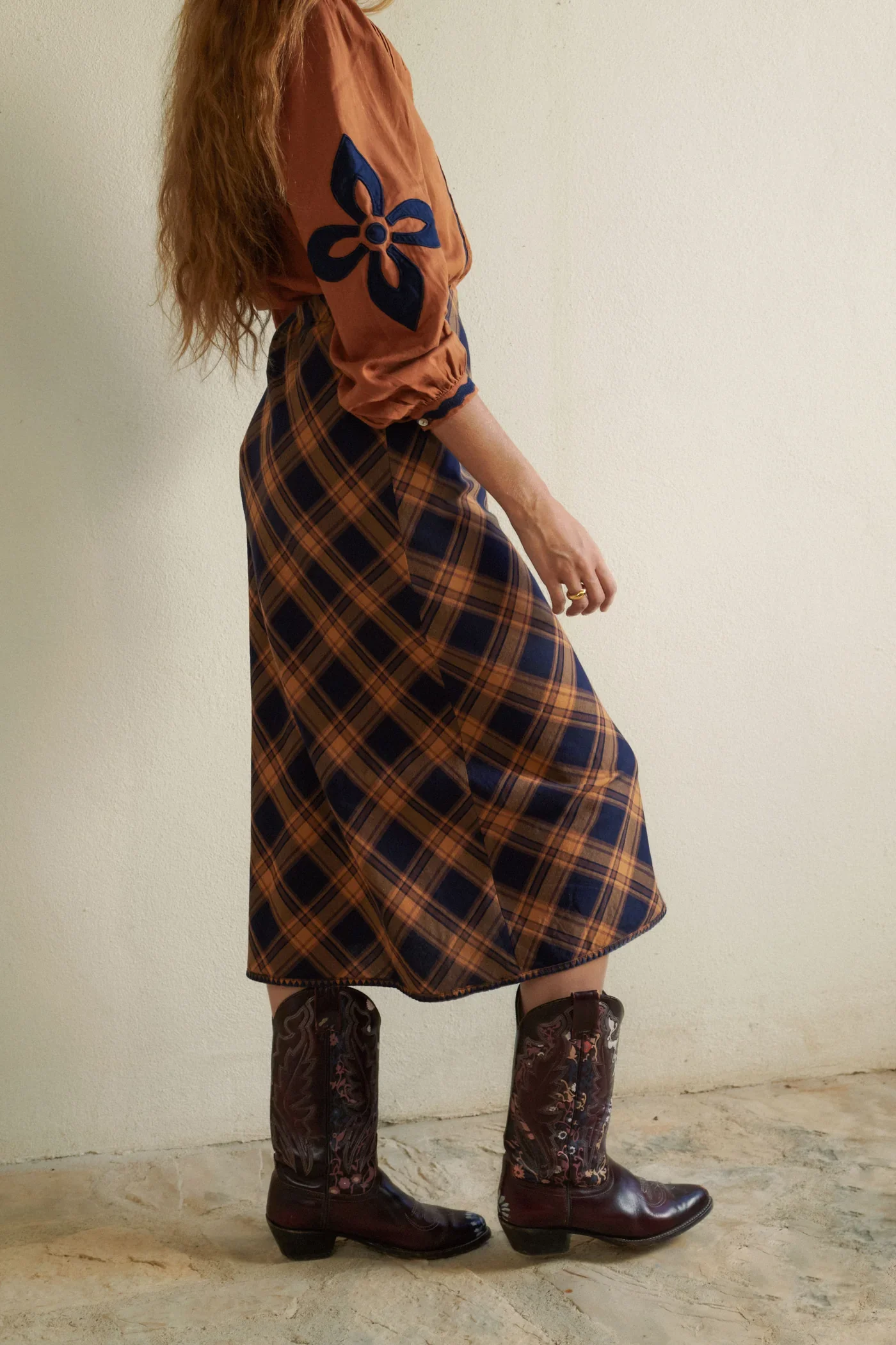 Sonmer Plaid Skirt Navy - Image 3