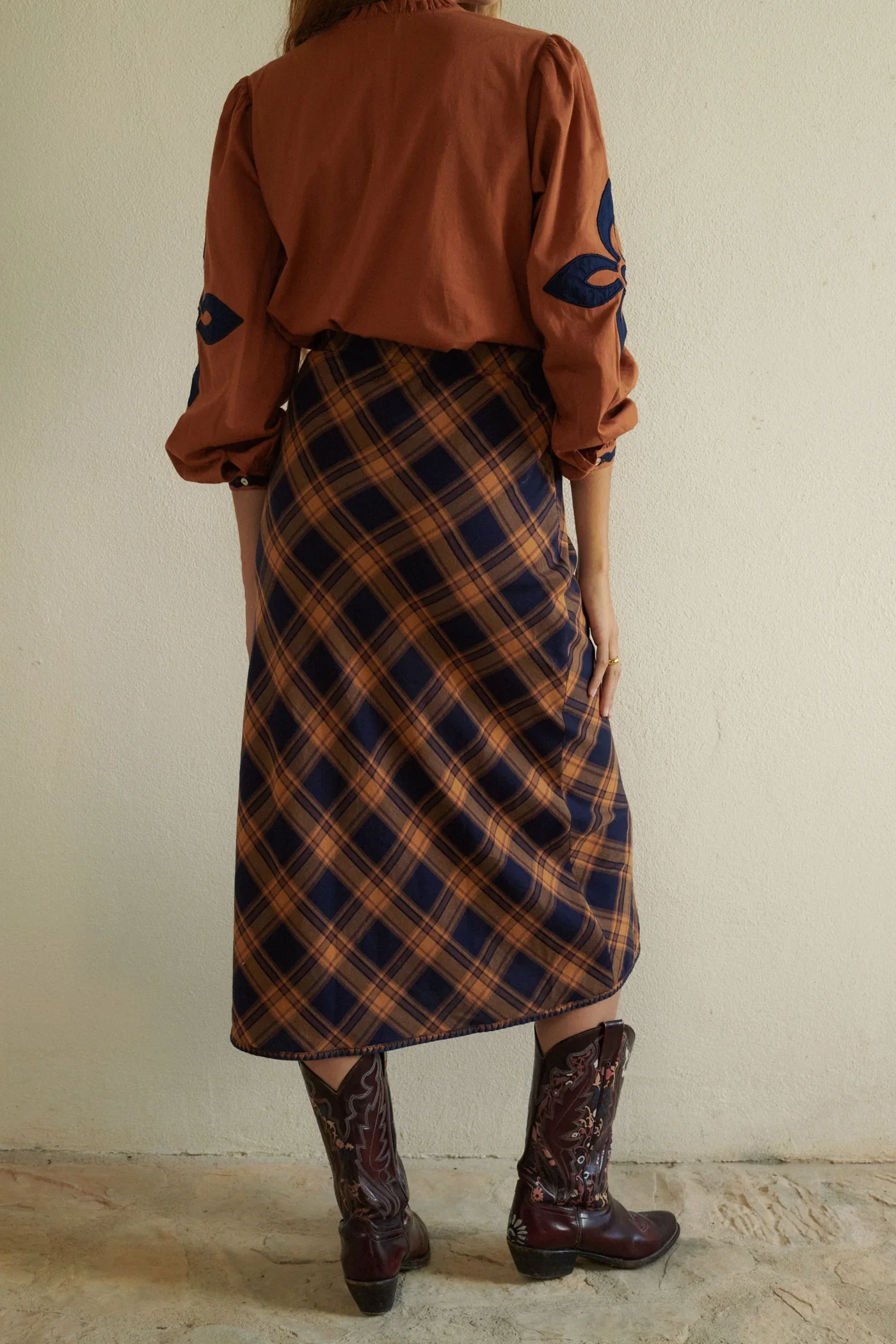 Sonmer Plaid Skirt Navy - Image 4