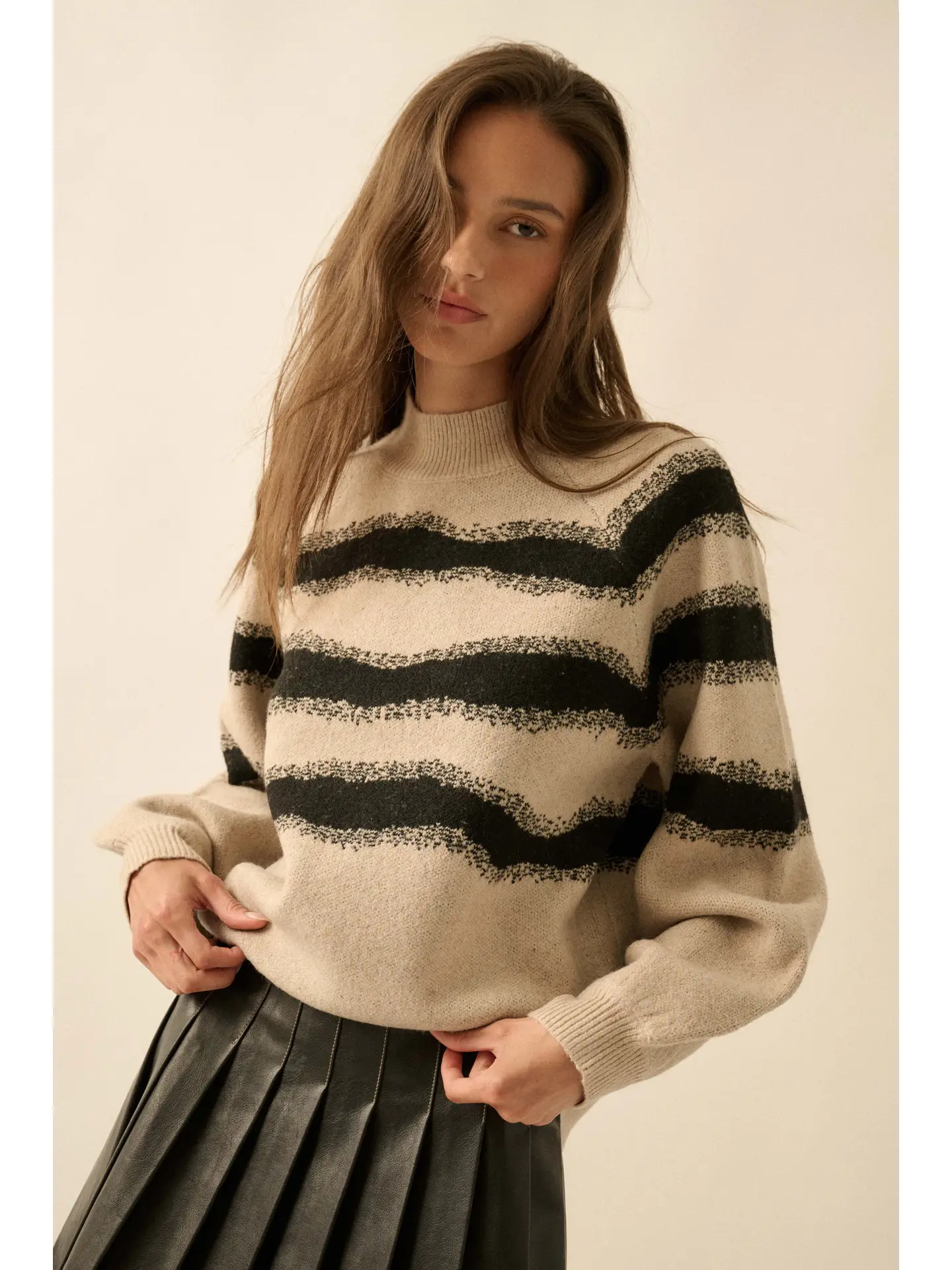 Striped Jacquard Bubble Sleeve Sweater - Image 4